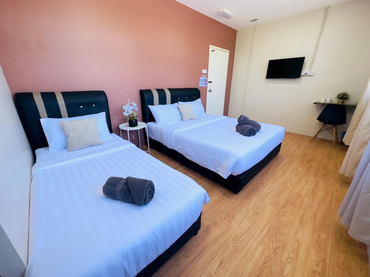 Familia Motel Kangar Exterior foto